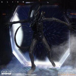 XENOMORFO FIGURA ARTICULADA 1/12 MEZCO TOYZ