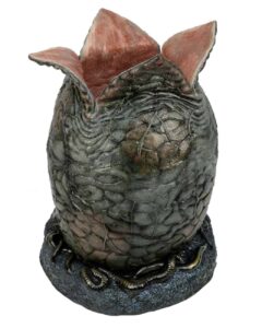 HUEVO Y FACEHUGGER ALIEN REPLICA LATEX Y GOMAESPUMA 91 CM TAMAÑO REAL CON LUZ ALIEN